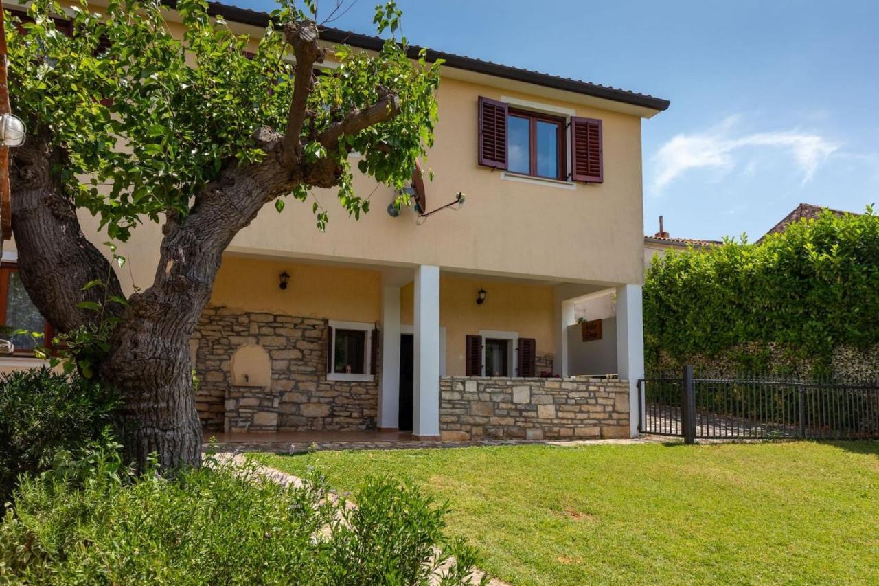 Villa Greis With 4 Bedrooms And Pool In Buje Momjan Zewnętrze zdjęcie